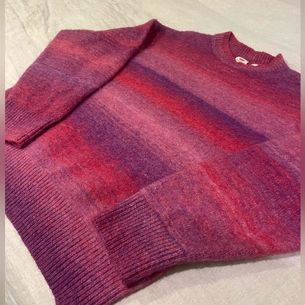 Levi’s Cloud Knit Sweater